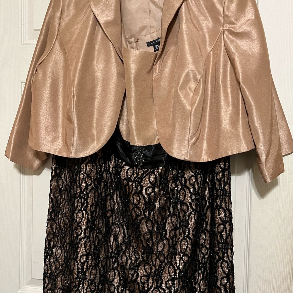 Mother of the Bride/Groom Dress